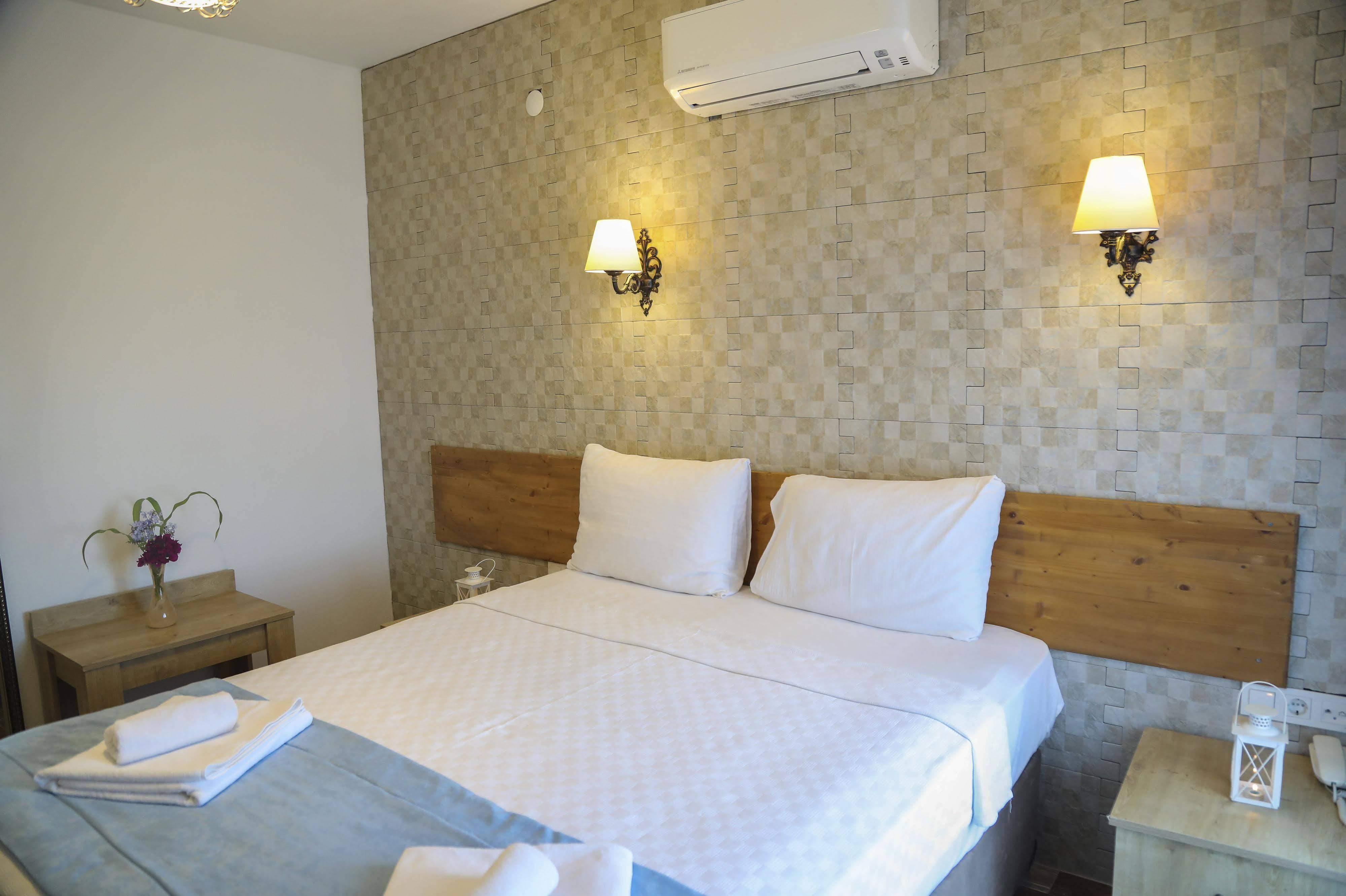 Aksu Hotel Alaçatı Buitenkant foto