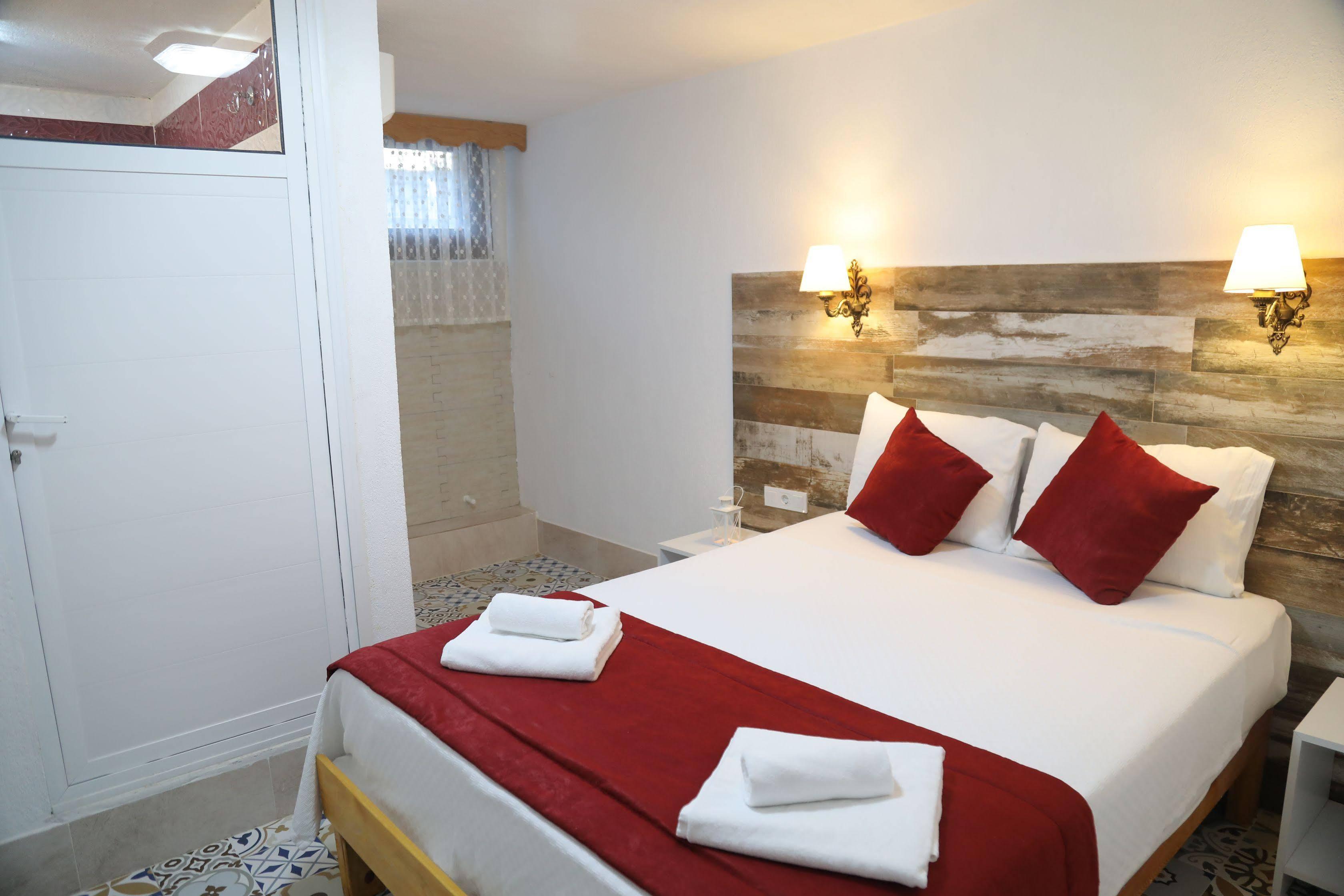 Aksu Hotel Alaçatı Buitenkant foto